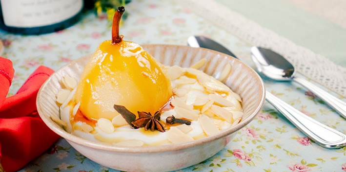 Receita: Peras ao Vinho com Especiarias
