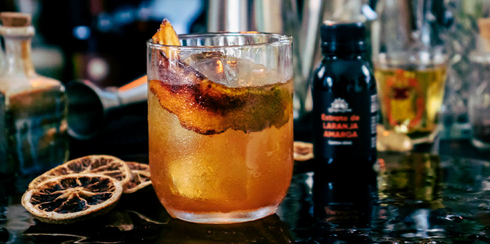 Receita: Drink Juramento com Extrato de Laranja Amarga